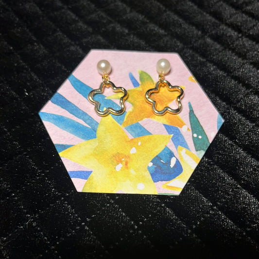 petal charmed studs