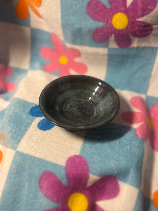 blue float dip bowl