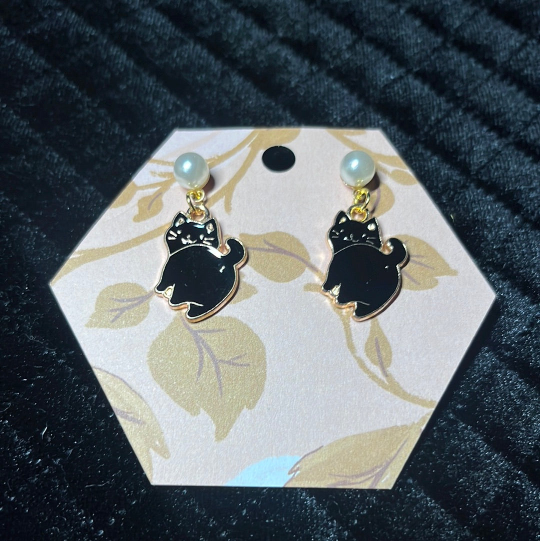black kitty charmed studs