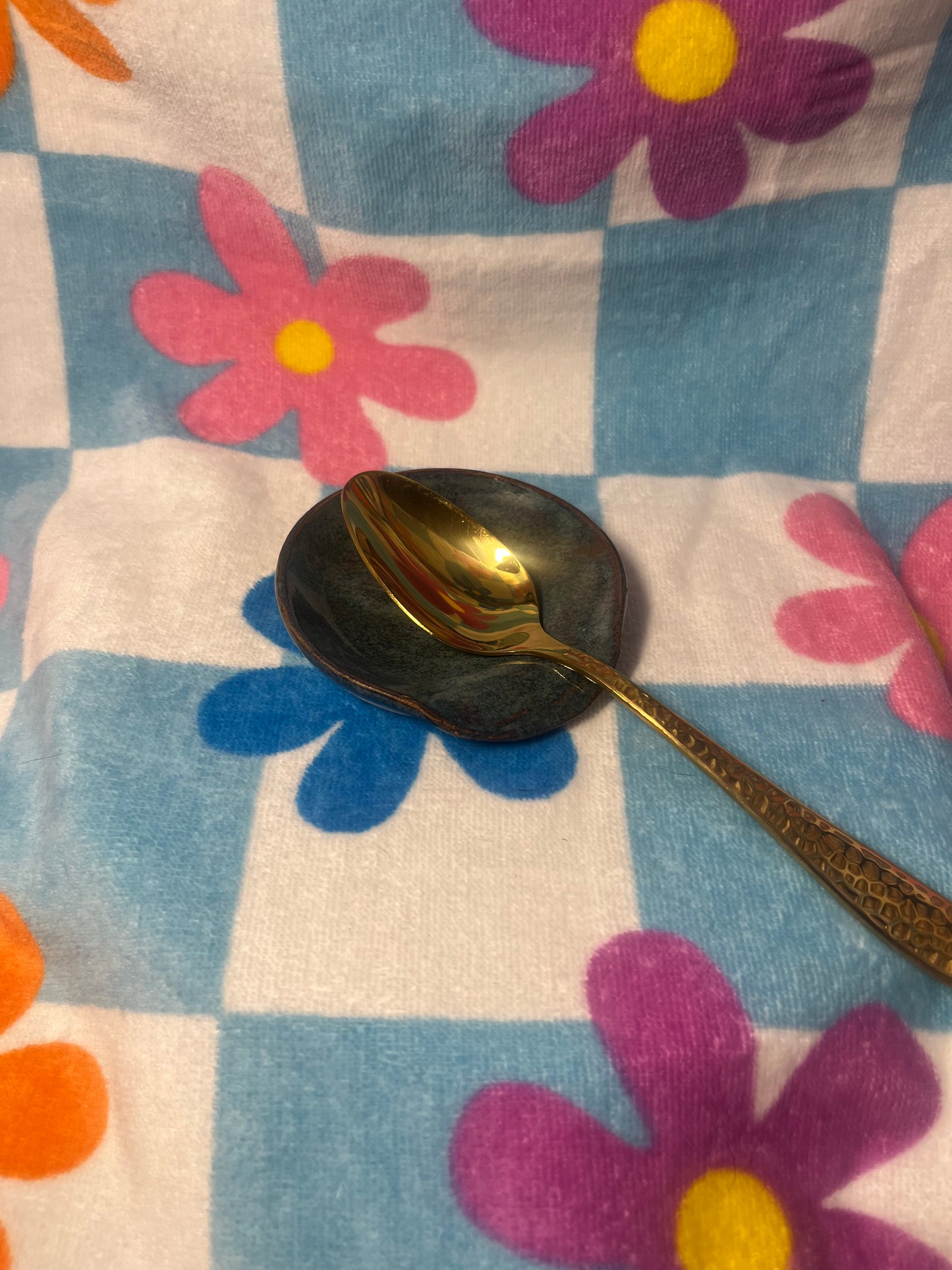 small spoon rest