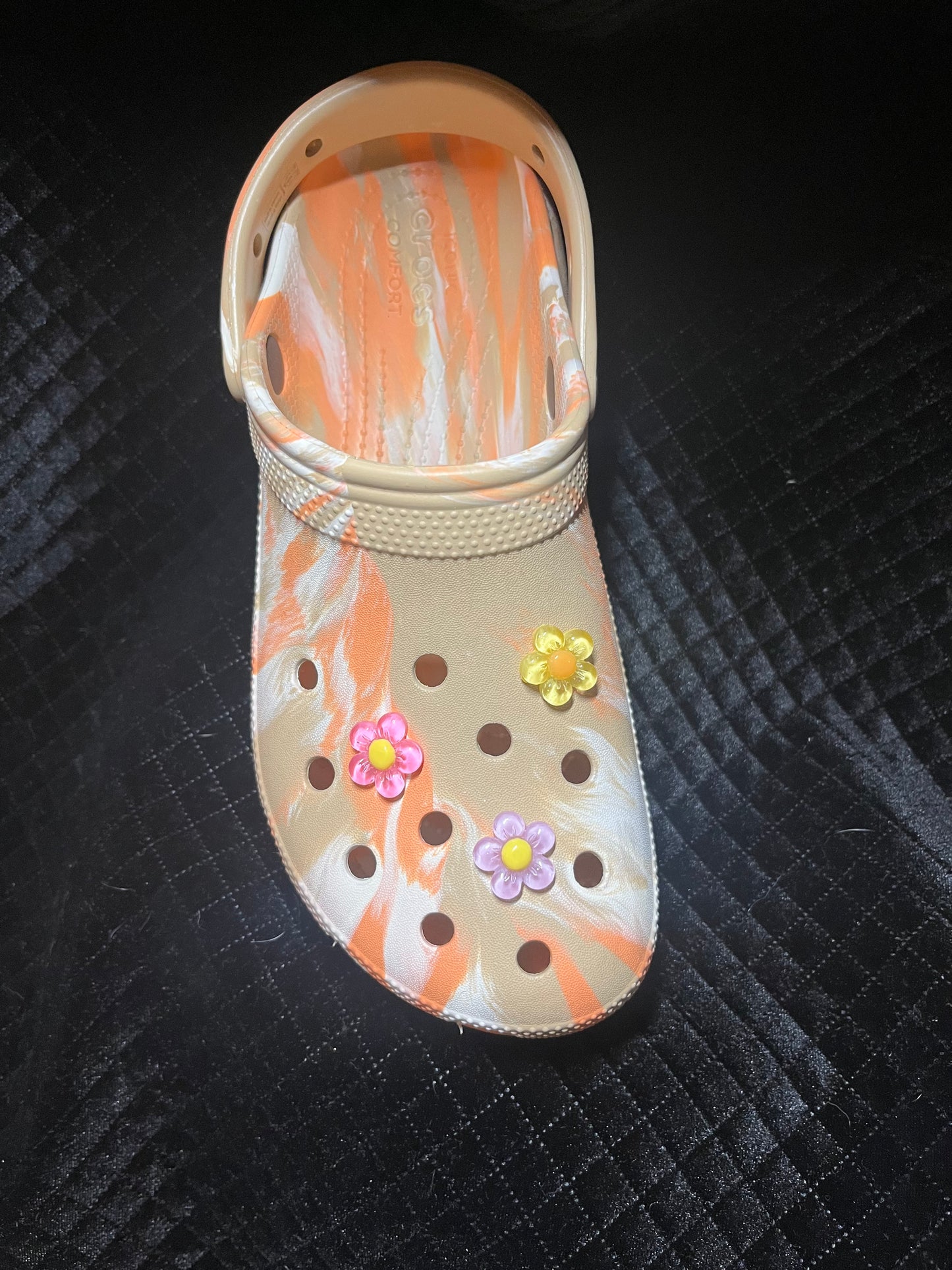 ditsy daisy shoe charms