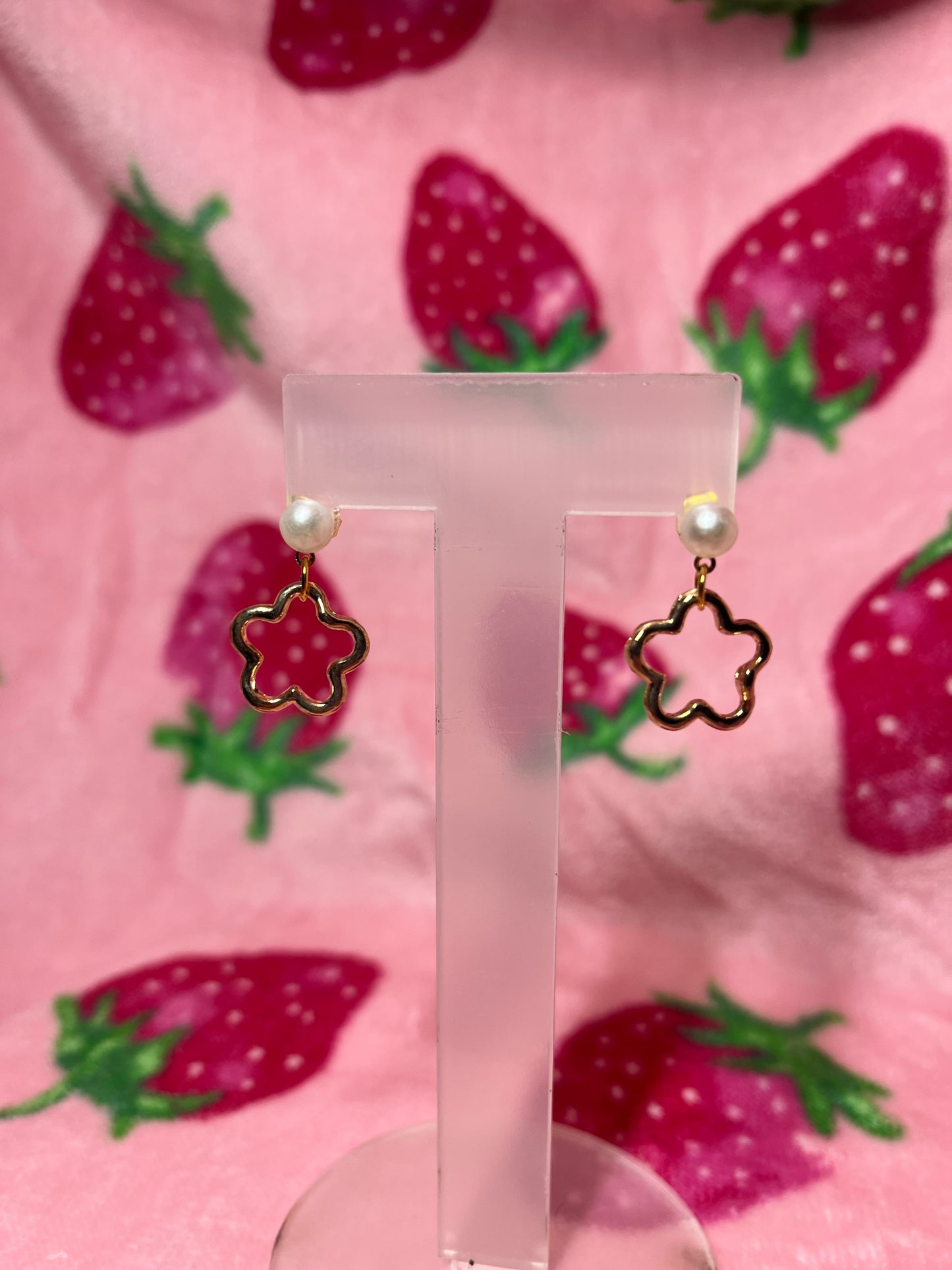 petal charmed studs