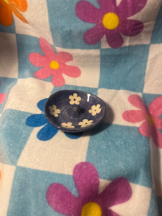 ceramic ring holder