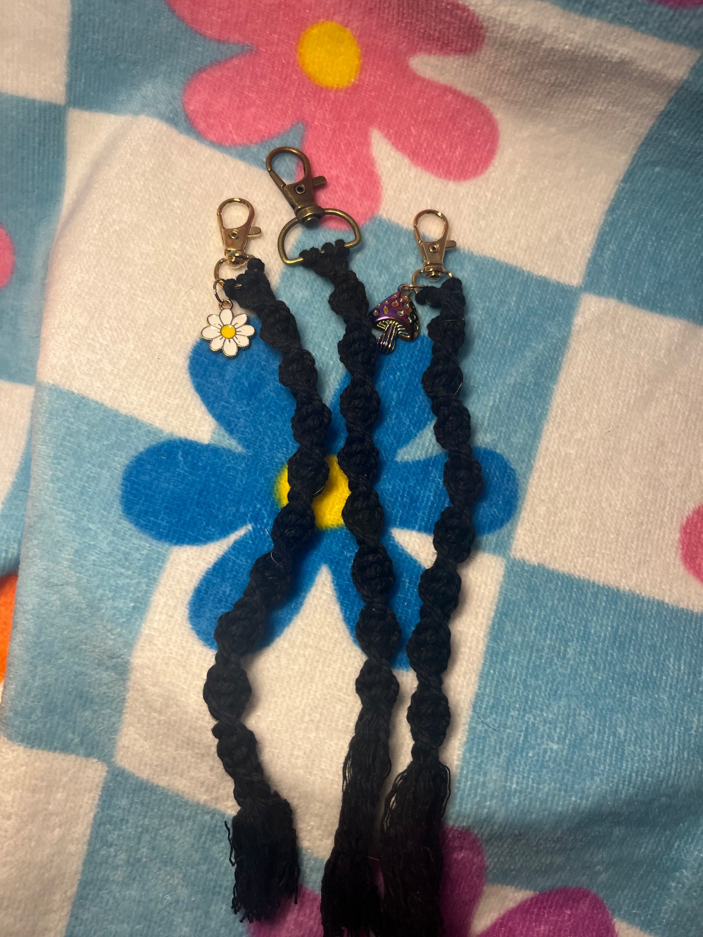 macrame keychain