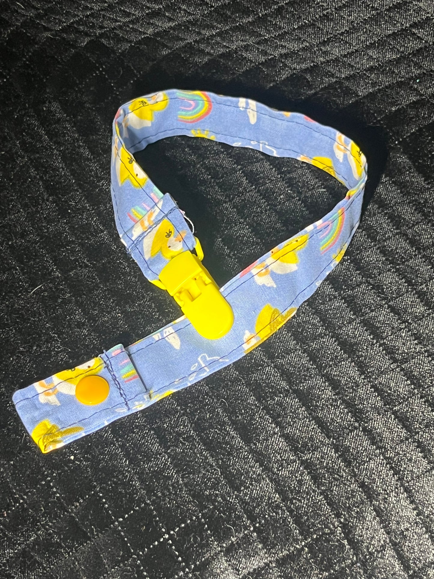 snap-in binky clips - short